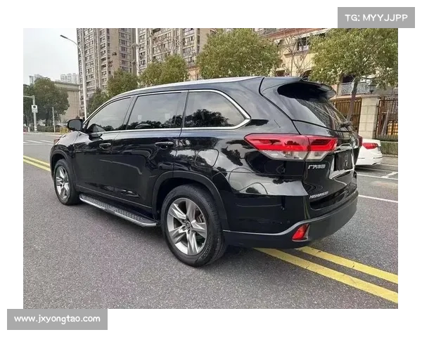丰田又一款7座神车,不用15万坐起来比汉兰达还舒服,你喜欢吗 丰田又一款7座神车,不用15万坐起来比汉兰达还舒服,你喜欢吗